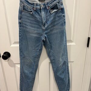 American Eagle Outfitters Medium Blue Denim Jeans
